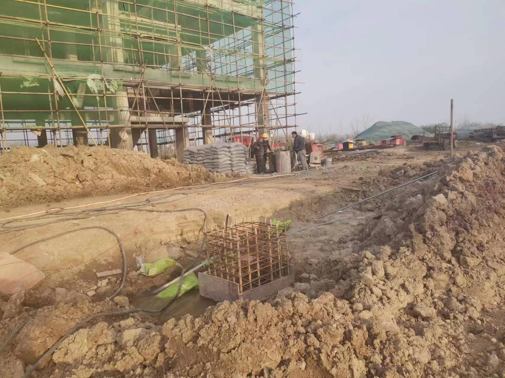 峨边当桥梁出现裂缝的时候应该及时加固修补